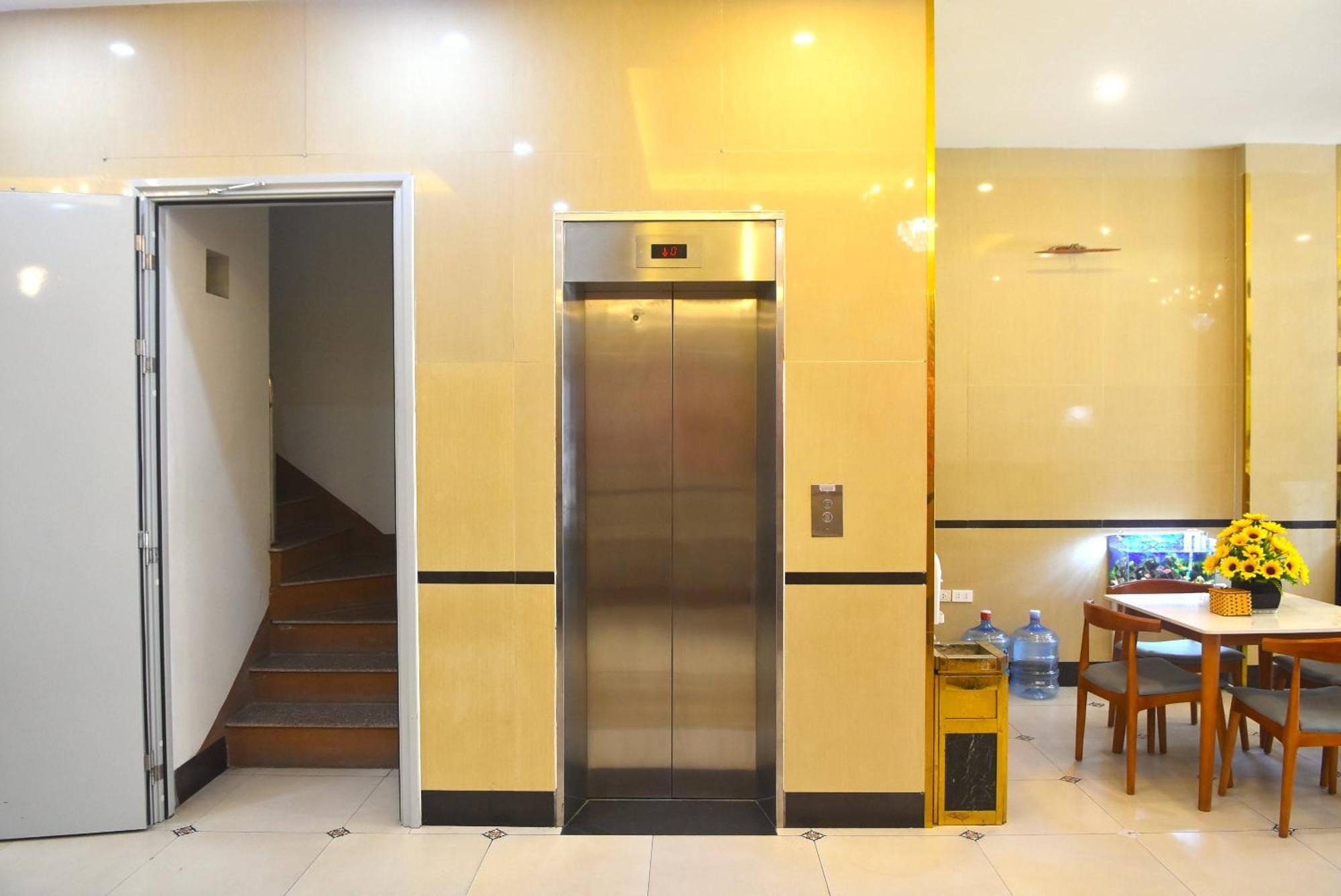 Thanh Hang Hotel Near Emerald My Dinh Ханой Екстериор снимка